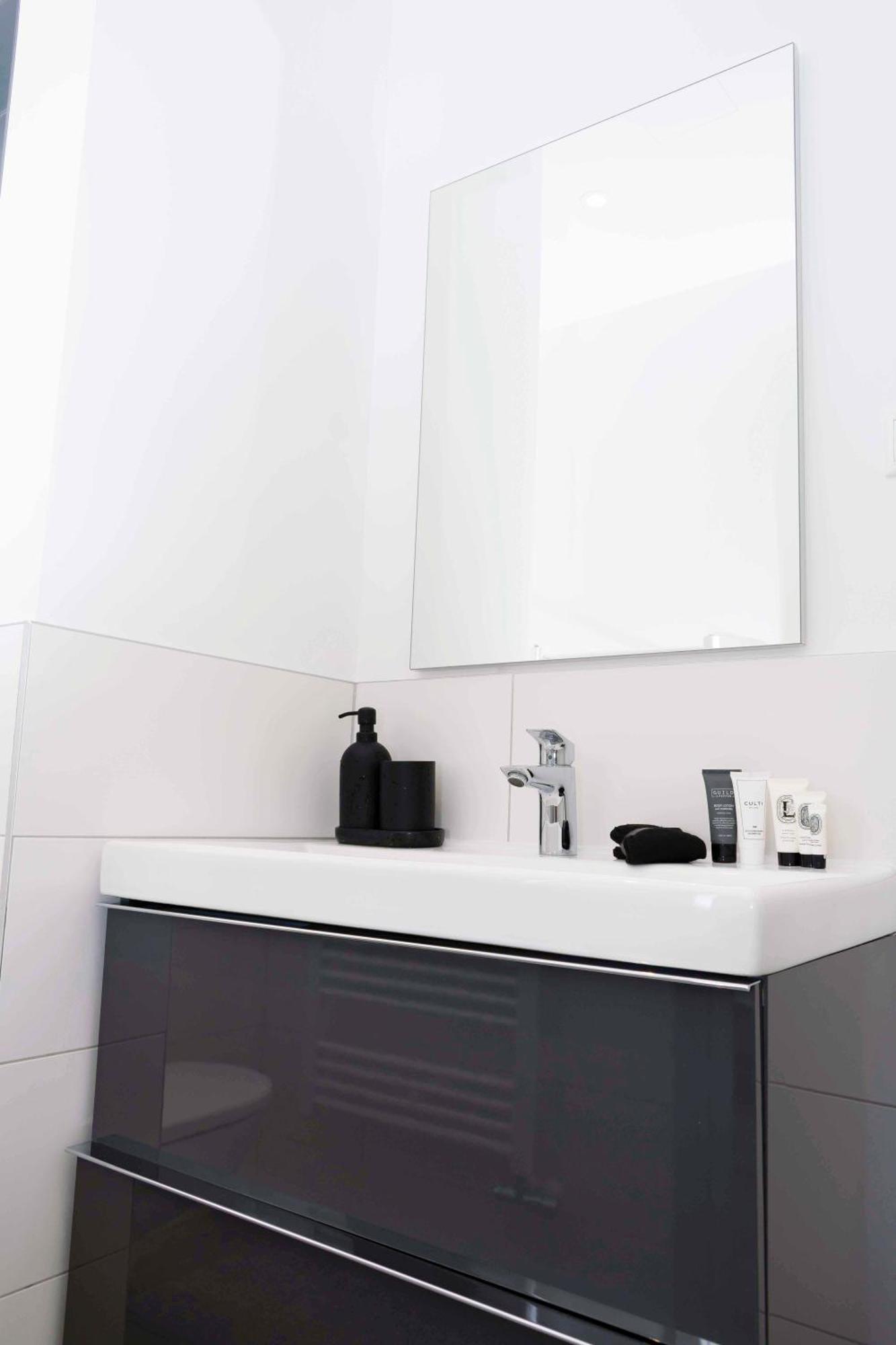 Luxury Cozy 2 Bdr Downtown Apt.6 Boedapest Buitenkant foto